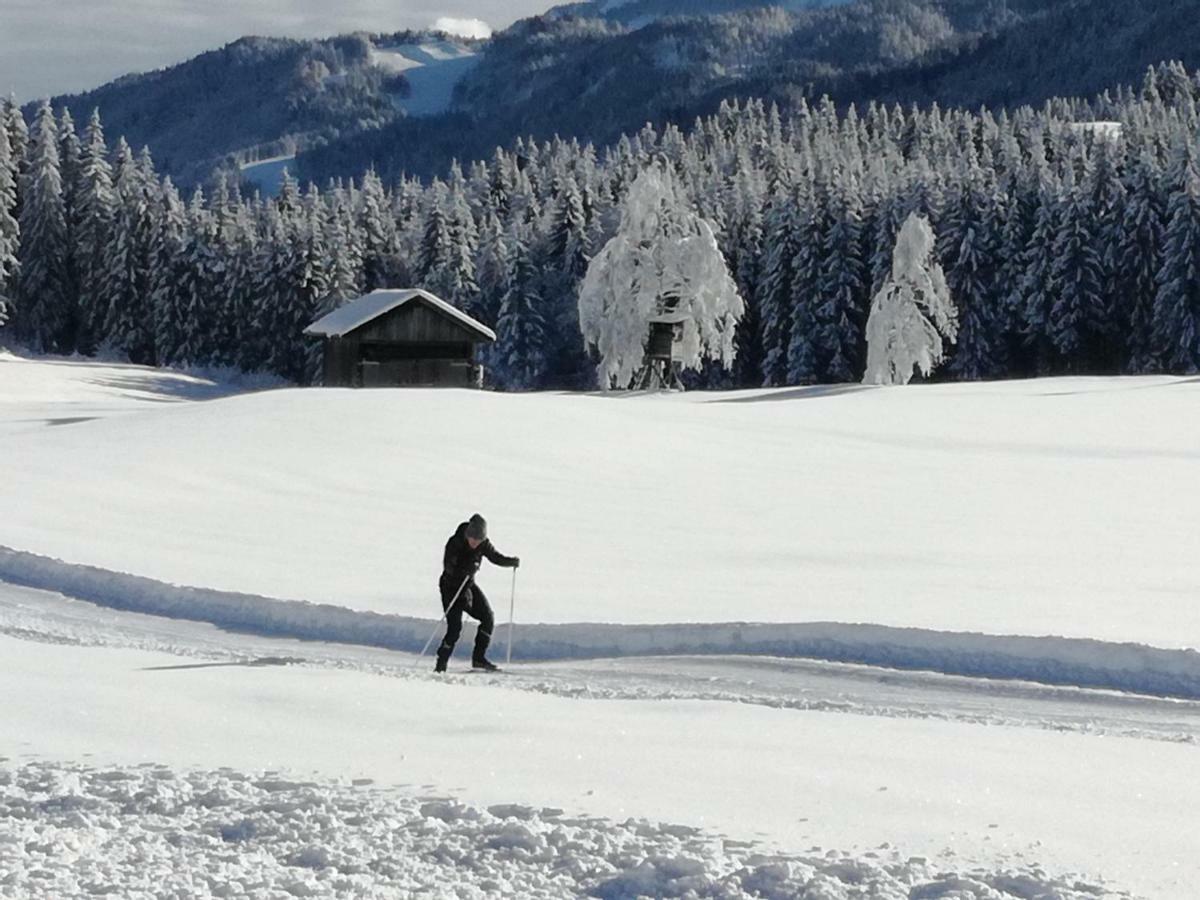 Pension Haus Edelweiss Hotell Weissensee Exteriör bild